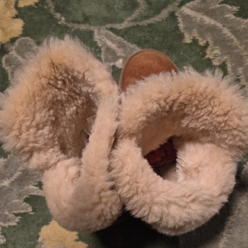 UGG Brown Shearling Winter Boots